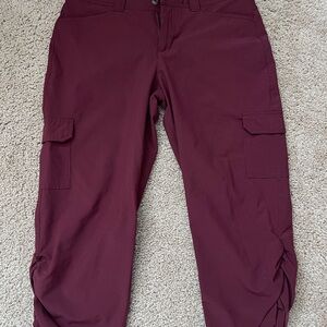 Eddie Bauer Women's Burgundy Capris